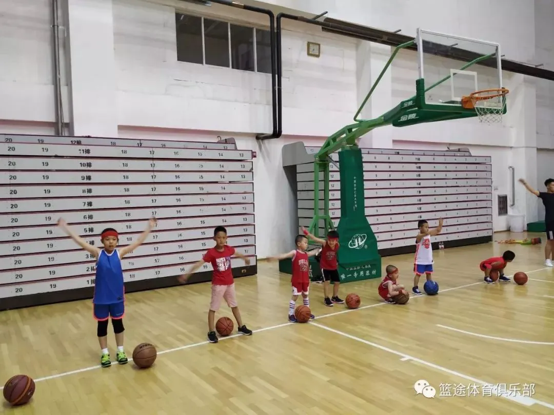 为什么智能娱乐技术能增强篮球训练的趣味性_0